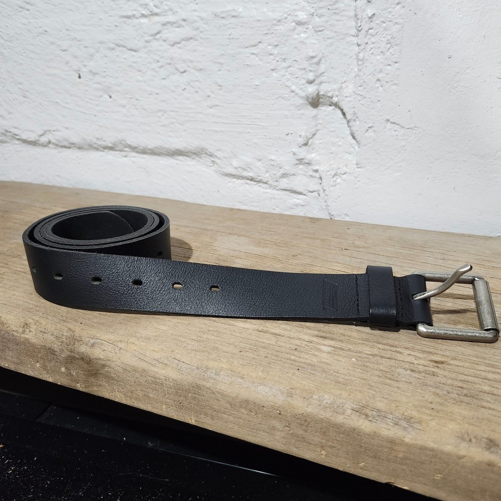 Dickies Mens Black Genuine Pebbled Leather Belt Silver Buckle 42 105 11GD020027